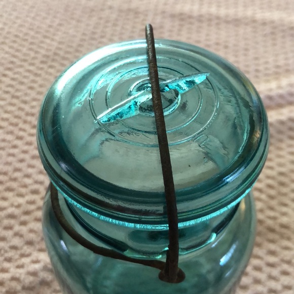 McDonald New Perfect Seal Quart Jar - Picture 5 of 7